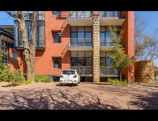 219M² OFFICE FOR SALE IN SIMBA